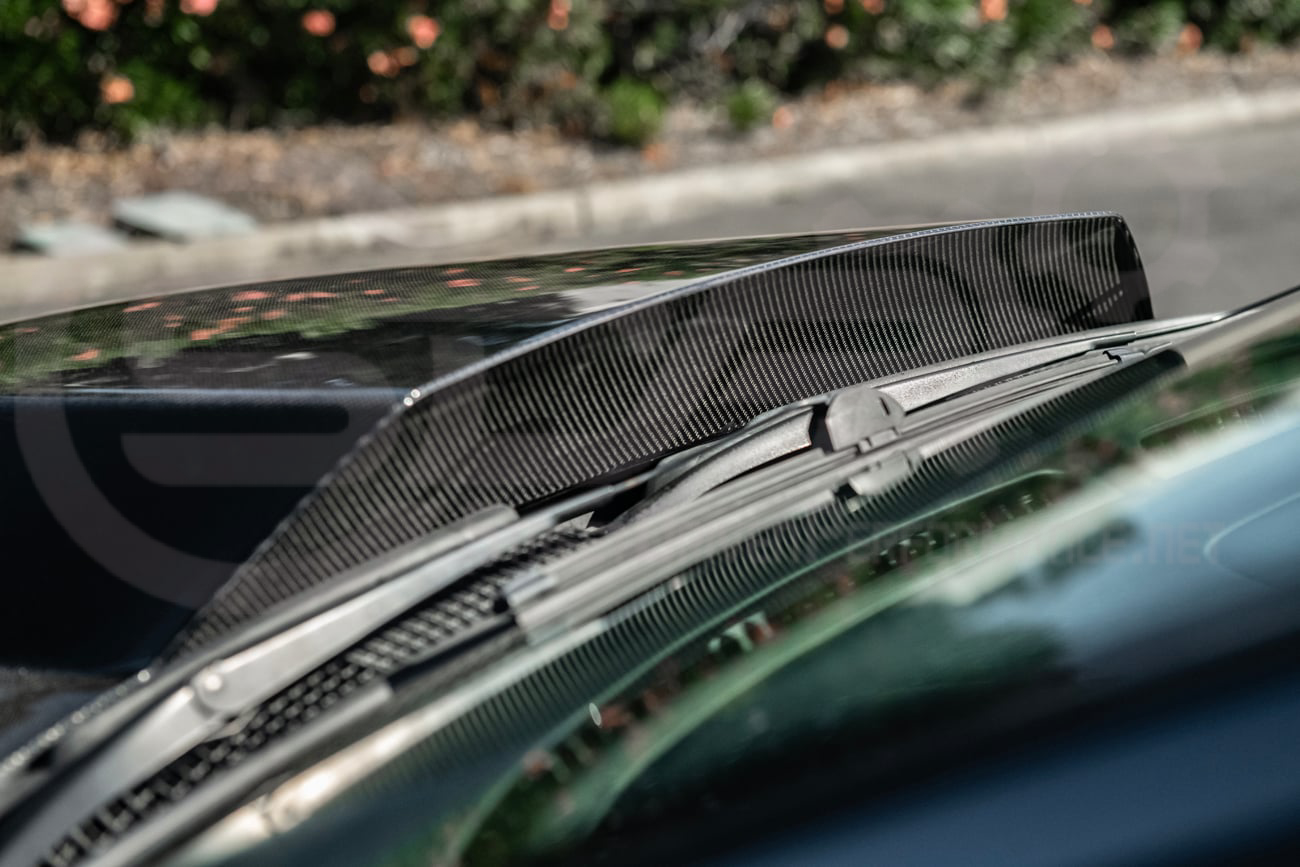 2004-2006 PONTIAC GTO | SDP PERFORMANCE STYLE CARBON FIBER FRONT COWL HOOD